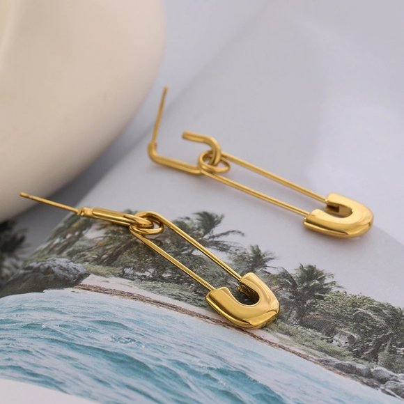 New 18K Gold Plated Safety Pin Earrings - Picture 5 of 5